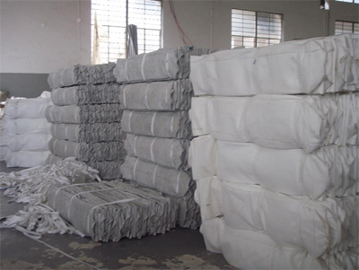 梧州市于先生您定購(gòu)的ф130×2500除塵布袋及配套袋籠已發(fā)貨！